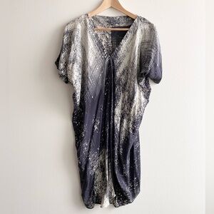 Vince Silk Short Sleeve V-Neck Popover Dress